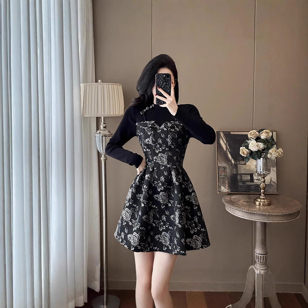 秋冬季新款碎花国风女装新中式连衣裙收腰显瘦气质蓬蓬短裙