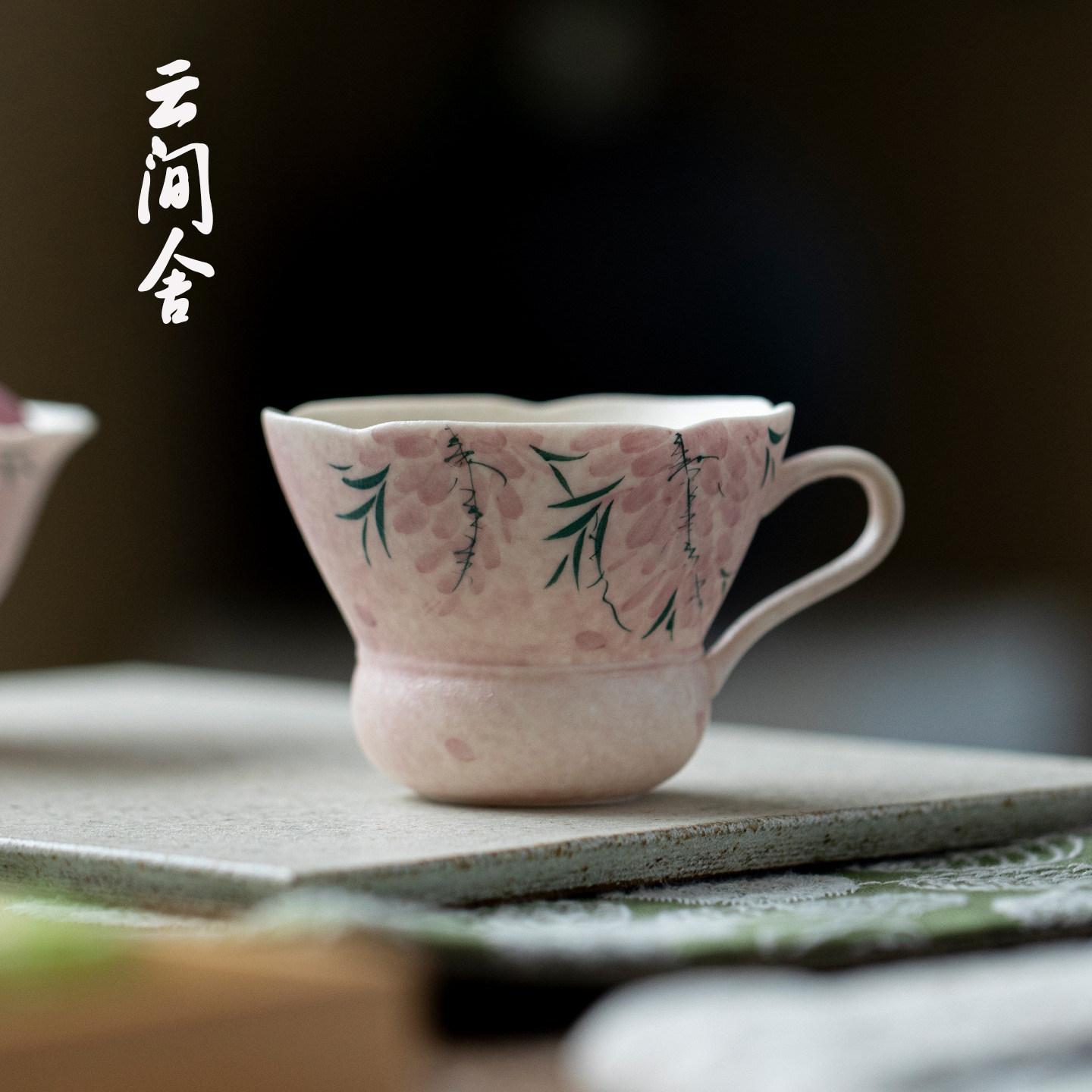 纯手绘紫藤花陶瓷茶杯家用花口把手主人杯功夫茶具品茗杯高档,餐饮具,茶杯,淘宝优惠券,粉丝福利购,淘宝优惠卷