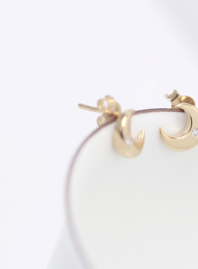 VA珠宝丨全新小妇人系列 Mrs Moon 月亮款丨耳线耳钉两款选