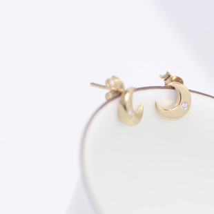 VA珠宝丨全新小妇人系列 Mrs Moon 月亮款丨耳线耳钉两款选