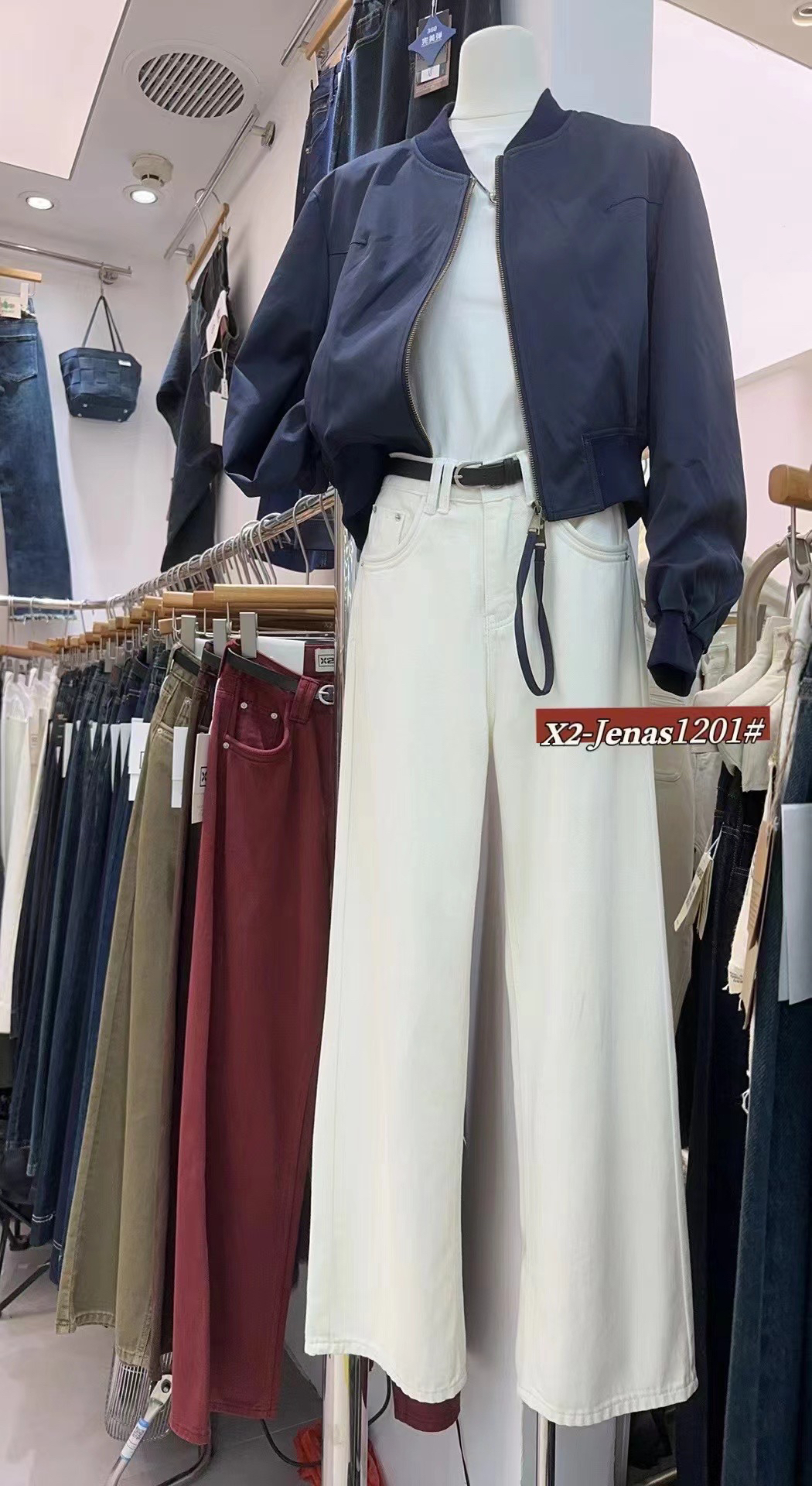 X2热销新品直筒牛仔裤女秋冬美式高街梨型身材显瘦百搭宽松阔腿裤