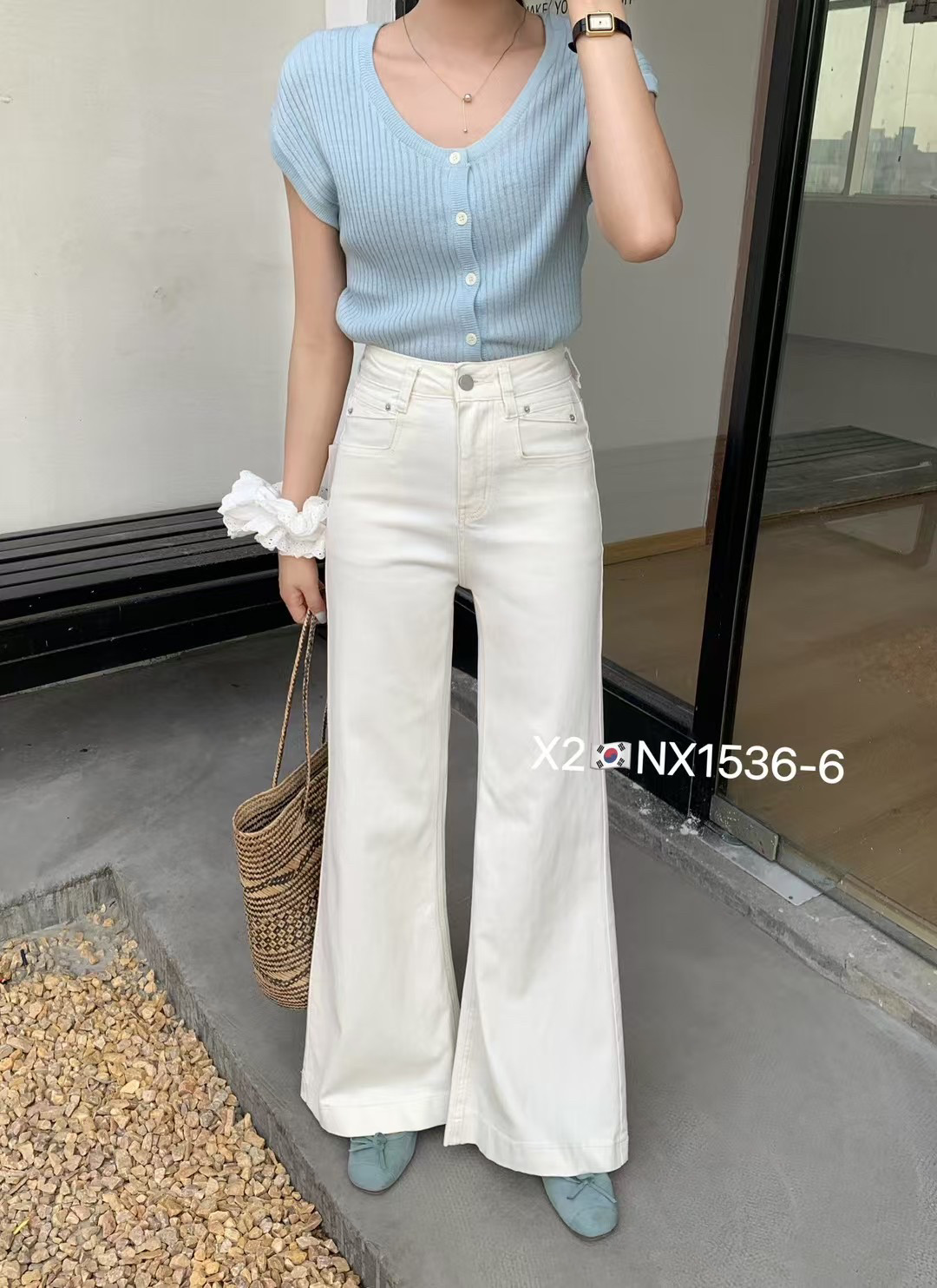 春季新款薄款设计感气质收腹高腰四面弹窄版阔腿直筒微喇牛仔裤女