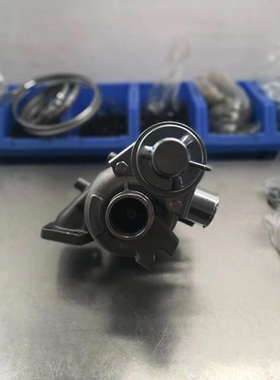 帕杰罗L200 4D56增压器TF035 49135-02652 49135-02650 MR968080