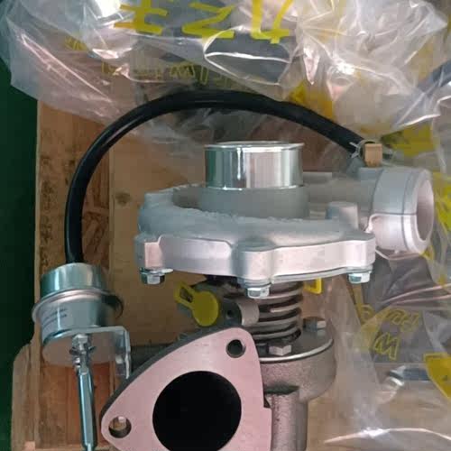 江铃庆铃涡轮增压器总成底座三孔排气四孔增压器GT20 758815-02