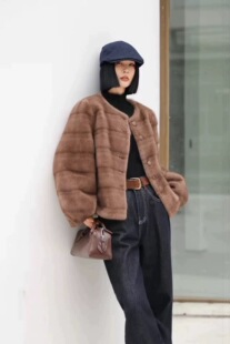 仿水貂绒时尚短款环保海宁皮草一体 外套女2025冬新款保暖加厚