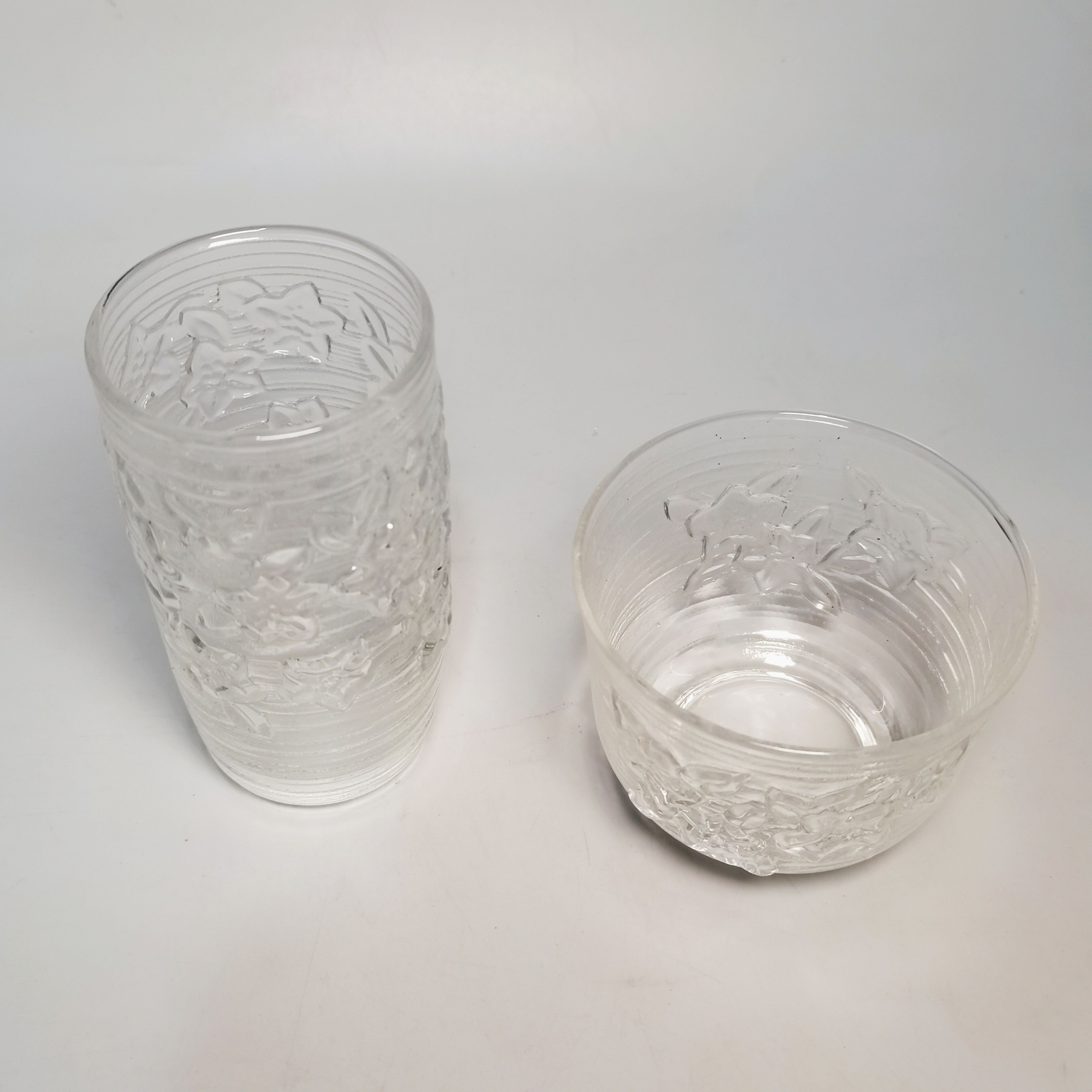 日本昭和硝子玻璃杯无铅啤酒杯浮雕花朵竖纹果汁牛奶杯中古