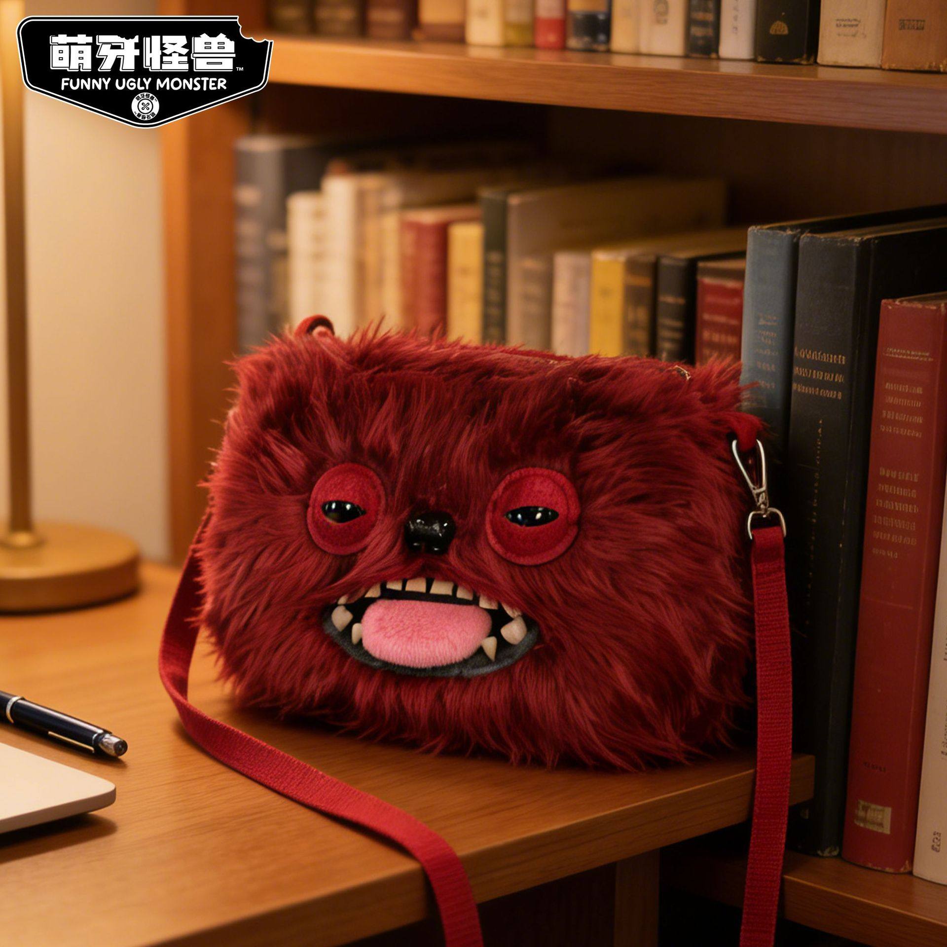 正版fuggler斜挎包大头系列打嗝怪酒红色萌牙怪兽玩偶潮流配饰,玩具/童车/益智/积木/模型,毛绒/玩偶/公仔/布艺类玩具,淘宝优惠券,粉丝福利购,淘宝优惠卷