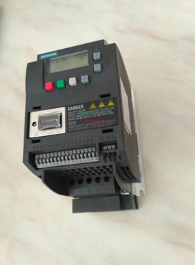 现货供应6SL3210-5BE21-5UV0 1UV0 5BE17-5UV0变频器1.5KW380v