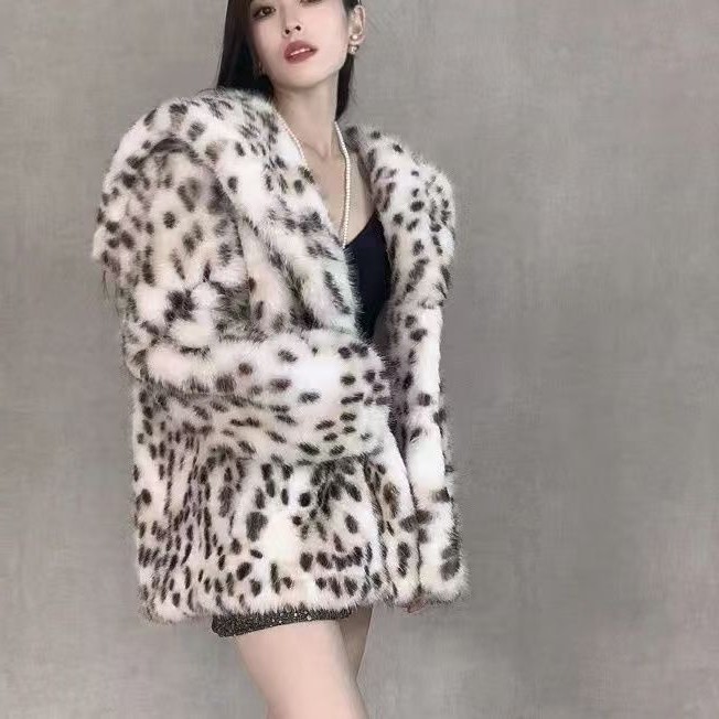 秋冬新款法式纯欲风豹纹皮毛一体大翻领中长款毛毛外套大衣