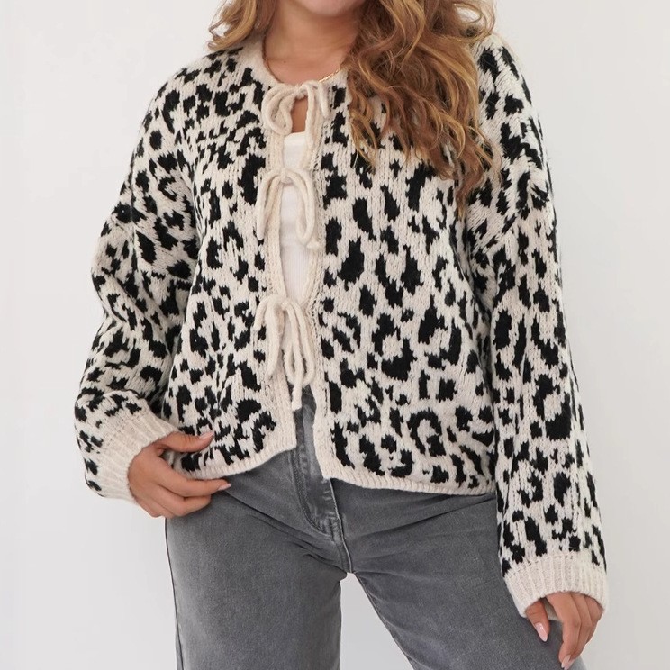 Трикотажный кардиган 圆领系带豹纹针织开衫