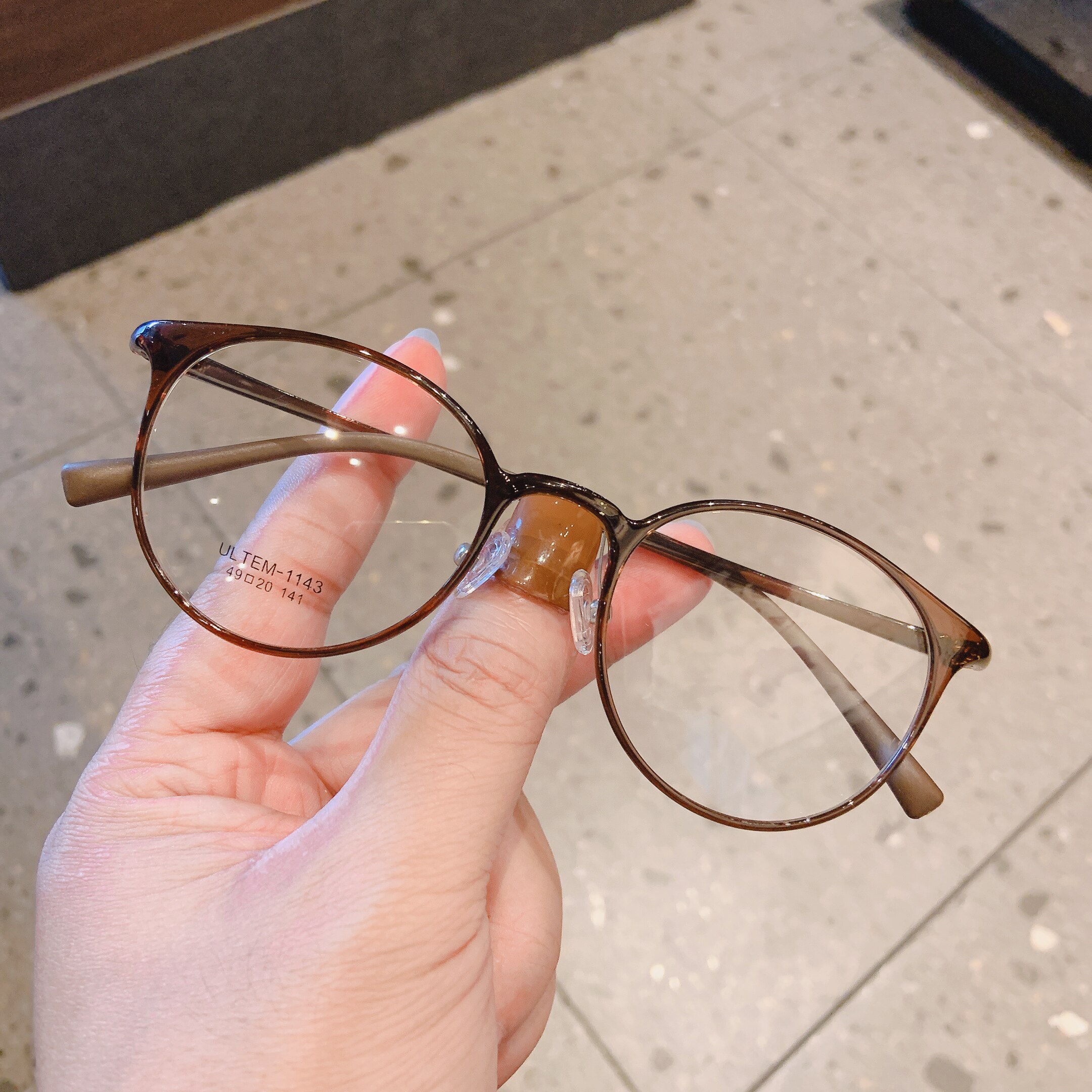 小红书爆款塑钢眼镜框配镜女款超轻圆形近视眼镜架圆框复古防蓝光