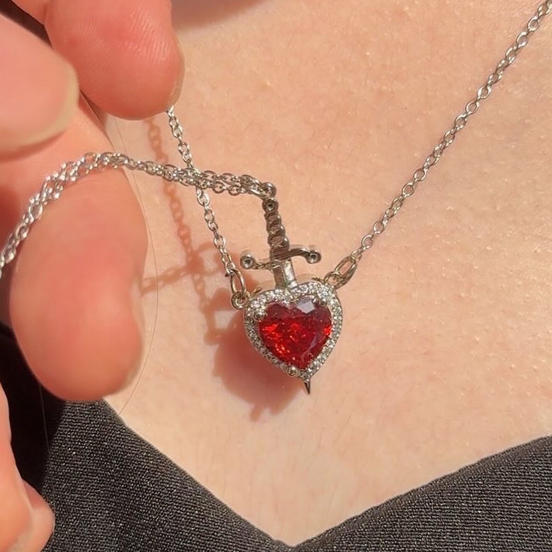 Necklace Choker Gifts Pendant新款银色时尚吊坠一箭穿心女项链
