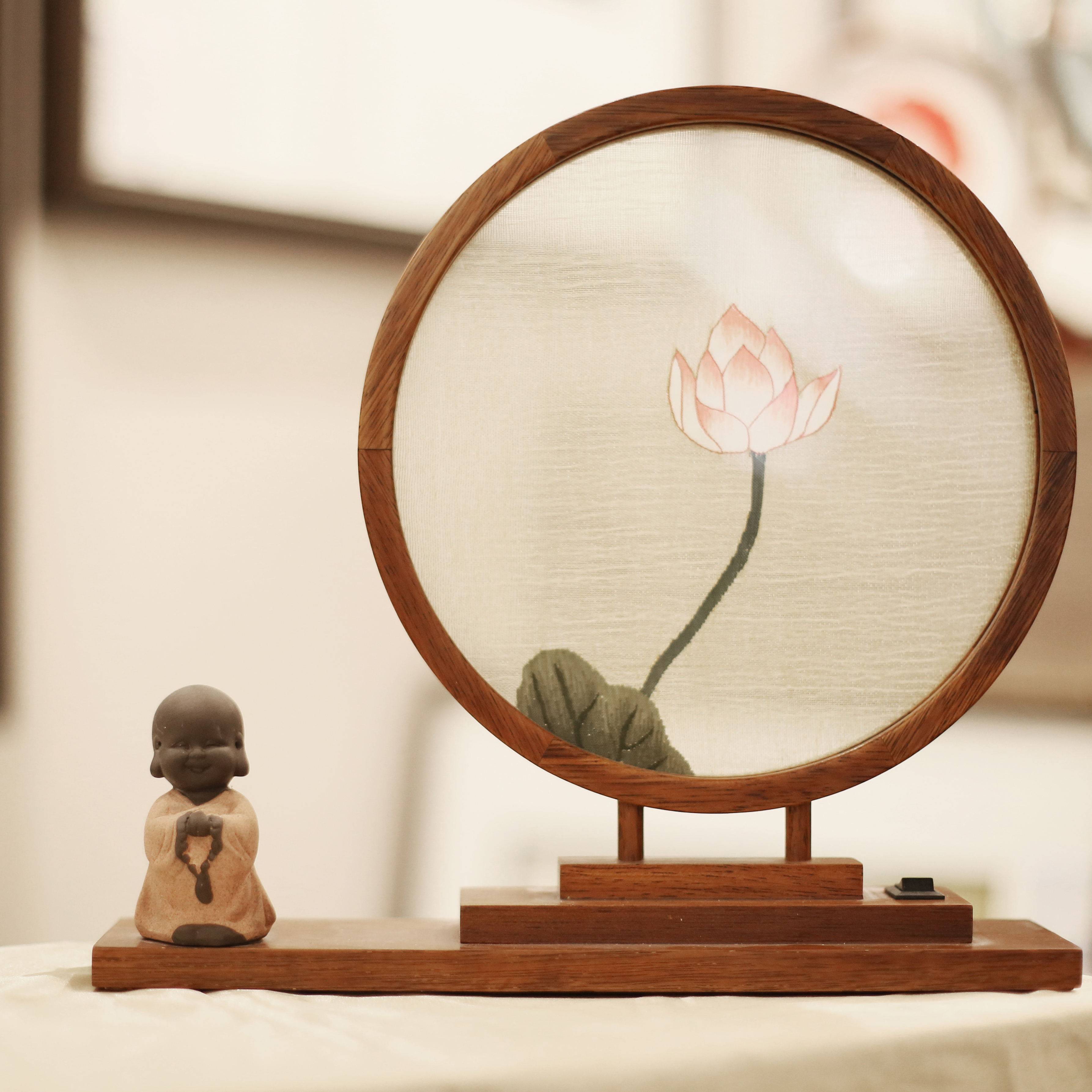 湘绣纯手工摆件台屏花梨木