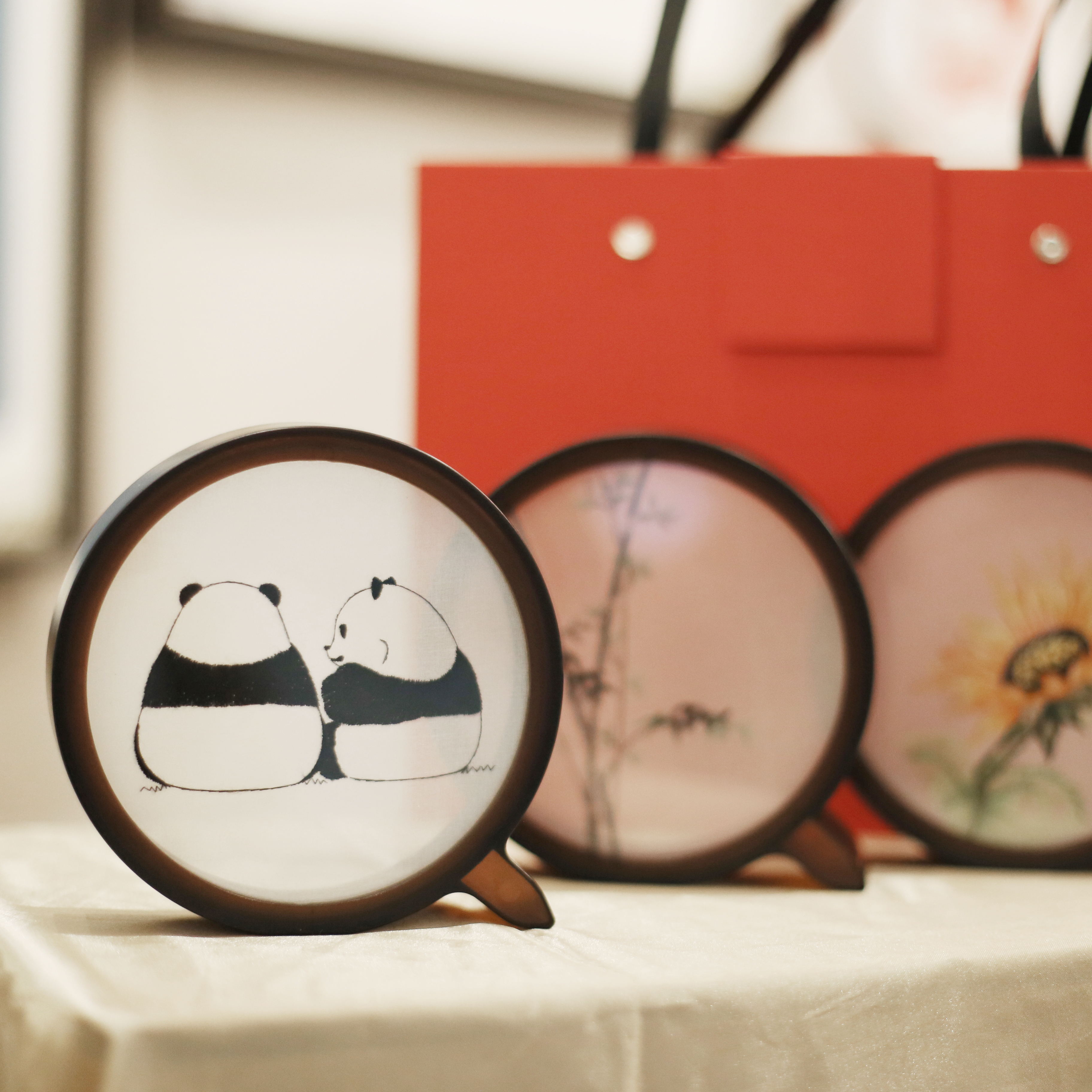 纯手工双面绣摆件湖南特色礼品