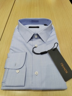 TRANDS春款衬衫。100%桑蚕丝制成，质感好有身骨，手感柔软滑糯.