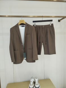 TRANDS春夏套装。COLOMBO奢华泡泡纱.150'S高纱支 超细羊毛。