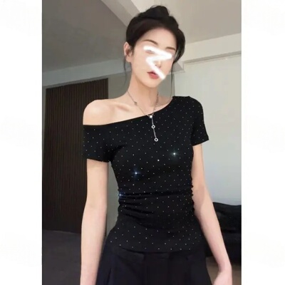 性感辣妹黑色波点一字肩t恤女2025新款超好看独特绝美修身小上衣