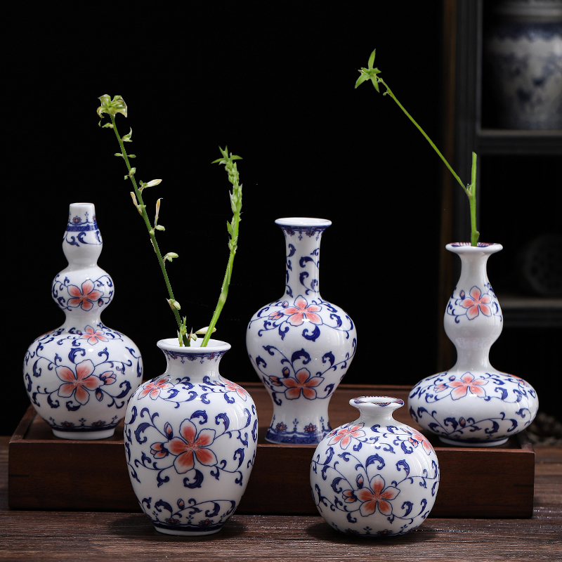 花瓶摆件青花瓷小号客厅插花器仿古复古风工艺品陶瓷釉里红莲茶道