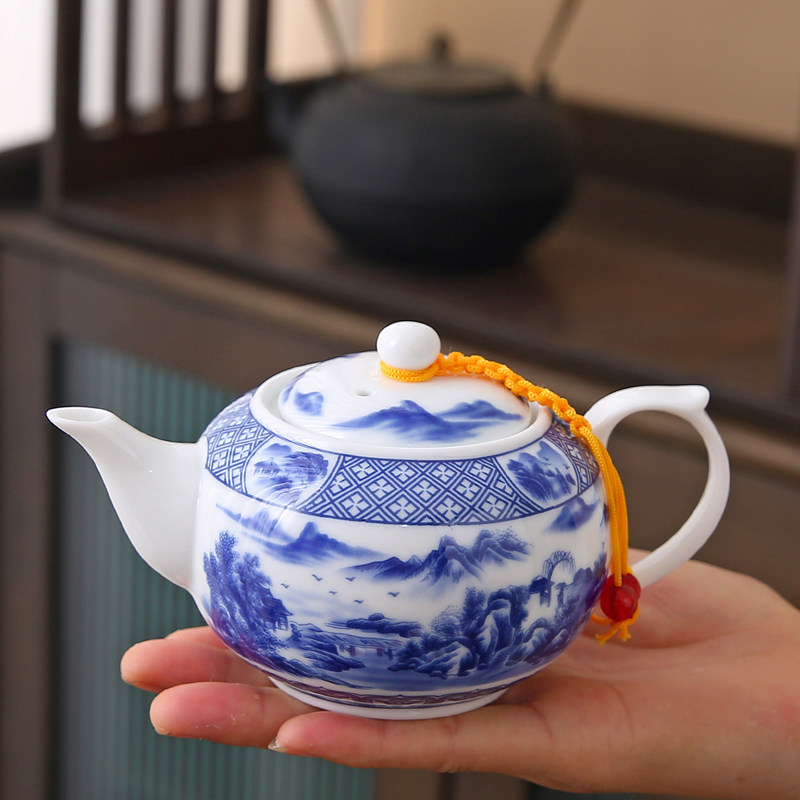 小号茶壶功夫茶具经典青花瓷陶瓷单壶山水白瓷客厅水壶泡茶釉下彩