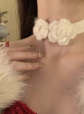 2025秋冬氛围感白色毛线花朵毛绒choker纯欲颈带高级感项链女