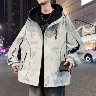男士外套春秋季2026新款潮牌工装夹克男连帽宽松休闲帅气春装上衣