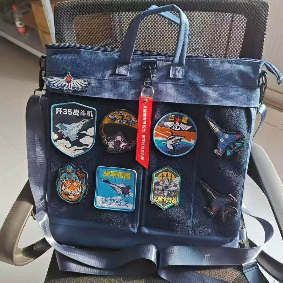 新款飞行员包新式头盔单肩斜挎包军绿色空勤航展战术手提包携行包