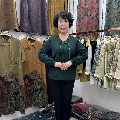 加肥加大春装妈妈V领长袖T恤衫