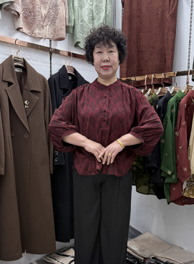 国风春夏真丝蝙蝠袖衬衫条纹宽松蝙蝠袖上衣百搭气质妈妈红色小衫