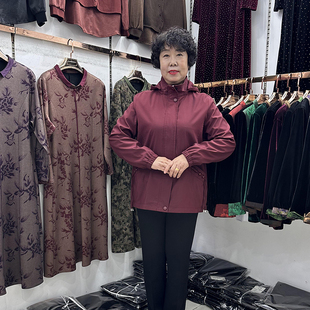 胖妈妈风衣外套女薄款 小个子老年纯色奶奶连帽宽松夹克200斤上衣