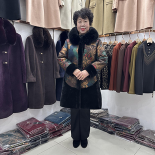 高端双面穿时尚妈妈冬款加厚保暖貂绒外套女小个子连帽皮毛一体新