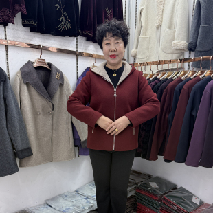 妈妈秋冬休闲连帽毛呢外套2026新品中老年拉链显瘦短款貂绒大衣