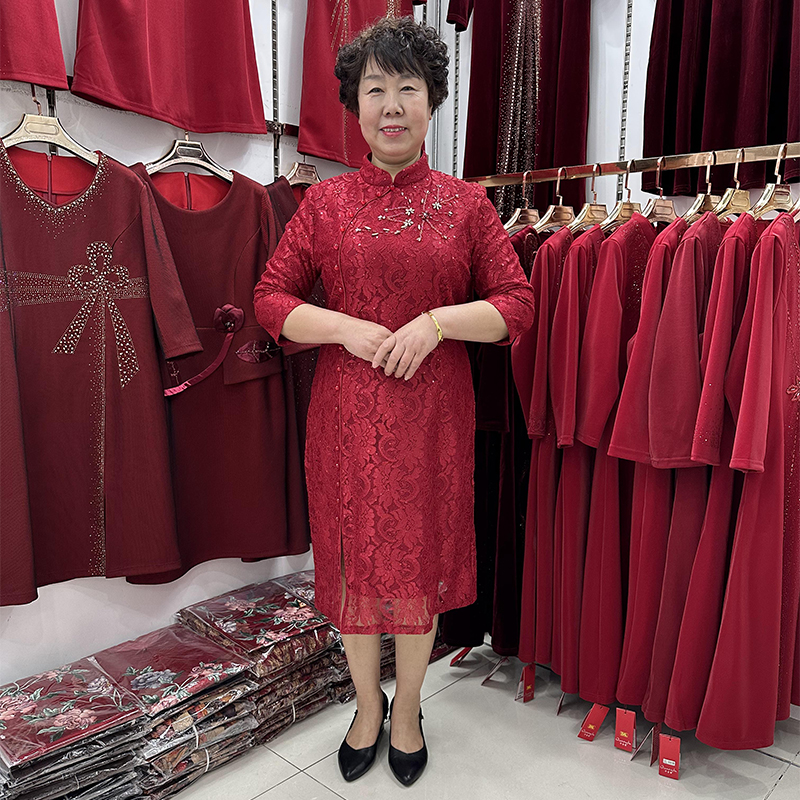 中年蕾丝喜宴妈妈婚礼裙