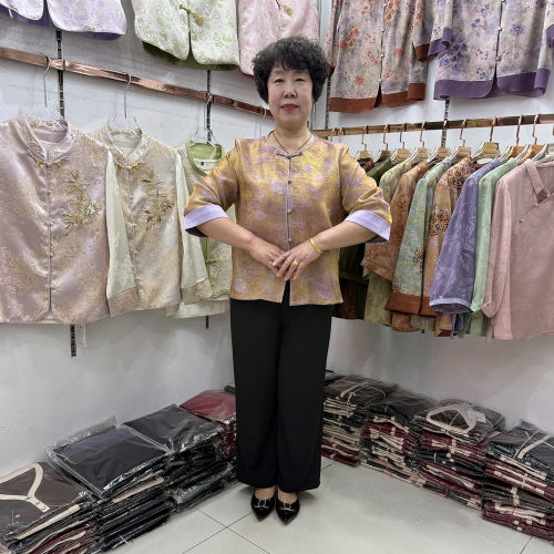 妈妈装春夏新中式真丝缎中袖衬衣女盘扣七分袖撞色外套休闲套装