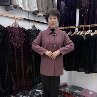 中老年妈妈冬装盘扣翻领貂绒外套50岁妇女厚实休闲保暖大衣中长款