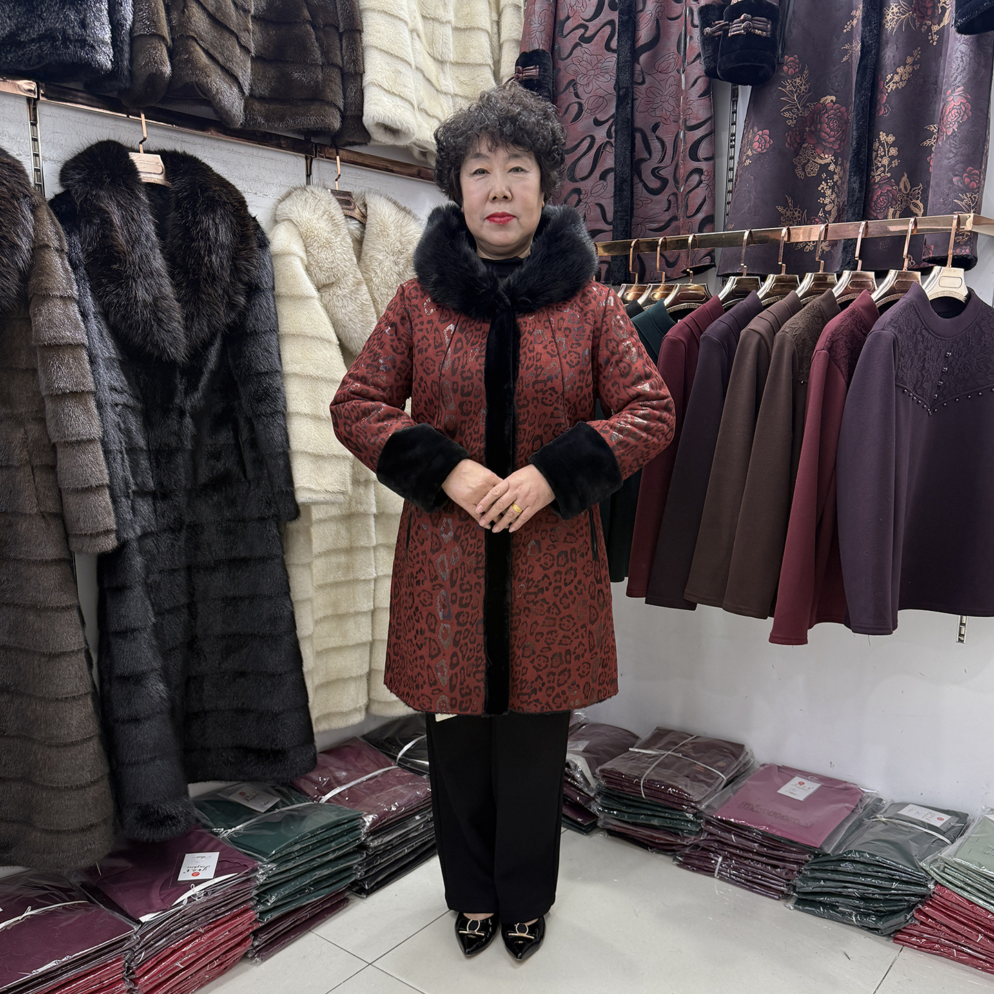 【双面穿】妈妈冬季连帽有毛领皮毛一体外套女小个子时尚豹纹貂绒