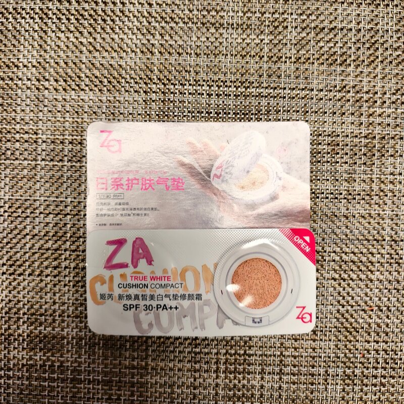 Za 姬芮 新焕真皙美白气垫修颜霜 SPF30 PA++