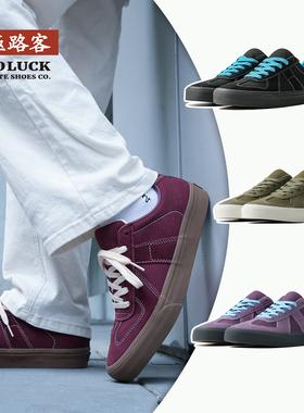 极路客新款德训鞋美式复古休闲男女款情侣低帮板鞋耐磨专业滑板鞋