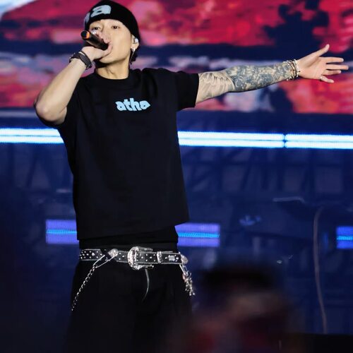 ATHAGali巡演同款基础LOGO短袖