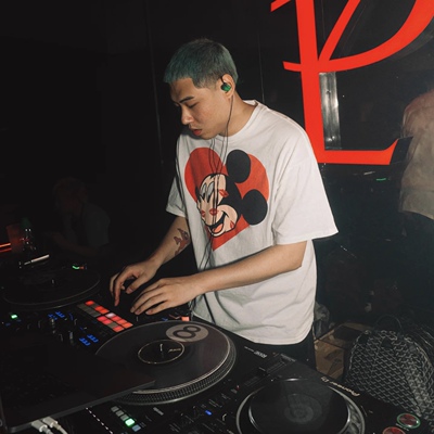 MWB陈轶伦同款红唇米奇短袖T恤