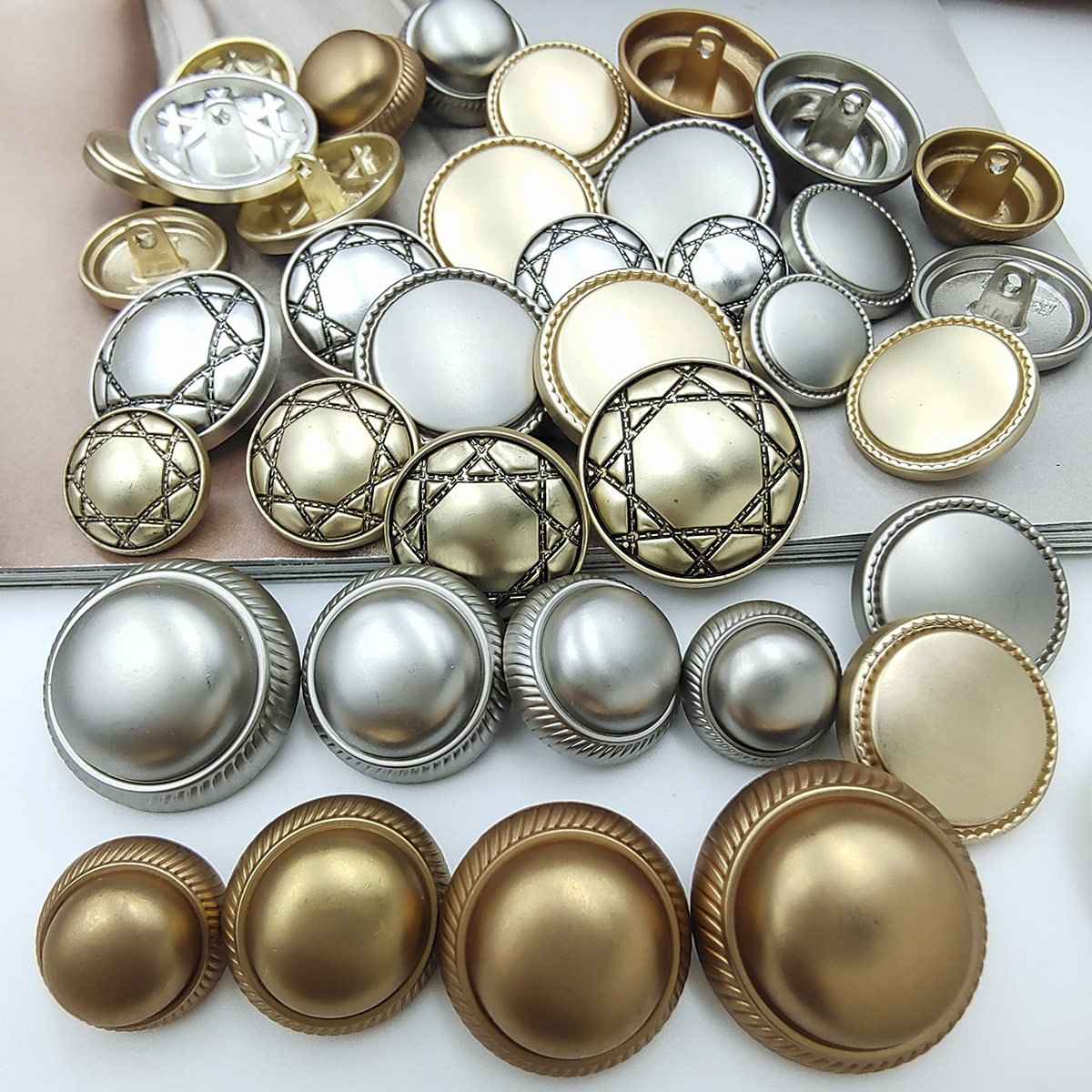 金属圆形纽扣蘑菇扣子净面高档日韩西装毛衣外套大衣百搭装饰纽扣,居家布艺,纽扣,淘宝优惠券,粉丝福利购,淘宝优惠卷