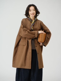 讠木女装2026春款新风衣35953 休闲文艺宽松圆领单排扣中长款外套