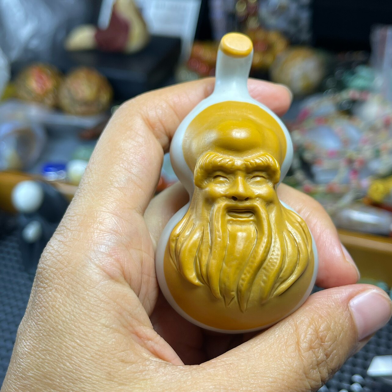 原矿木纹石文玩手把件摆件鸡油黄手工雕刻寿星老葫芦盘玩变色