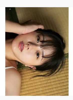 瀧野由美子セカンド写真集