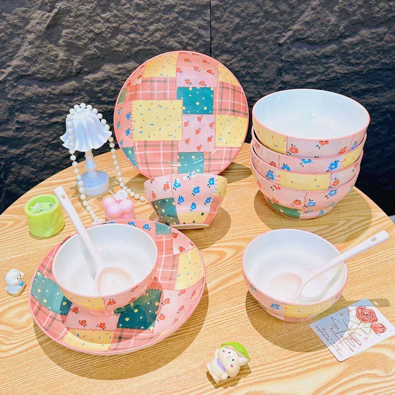 新款陶瓷饭碗家用高颜值餐具酸奶碗甜品杯下午茶创意餐具碗碟组合