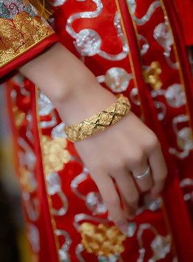 中式婚礼出阁百搭风沙金24k手镯