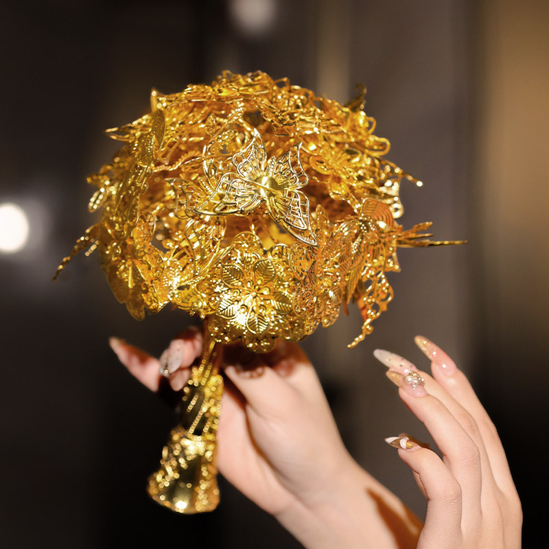 金色手捧花新娘结婚团扇高级中式婚礼秀禾龙凤褂拍照道具新人礼物