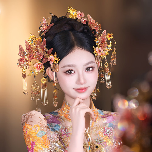 爆款新娘发饰中式秀禾灵动减龄蝴蝶花朵婚礼时候盘发百搭造型头饰