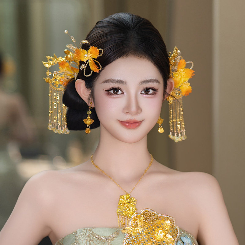 2026新款新娘发饰原创复古新中式金色渐变仿真羽毛晨袍秀禾服发饰