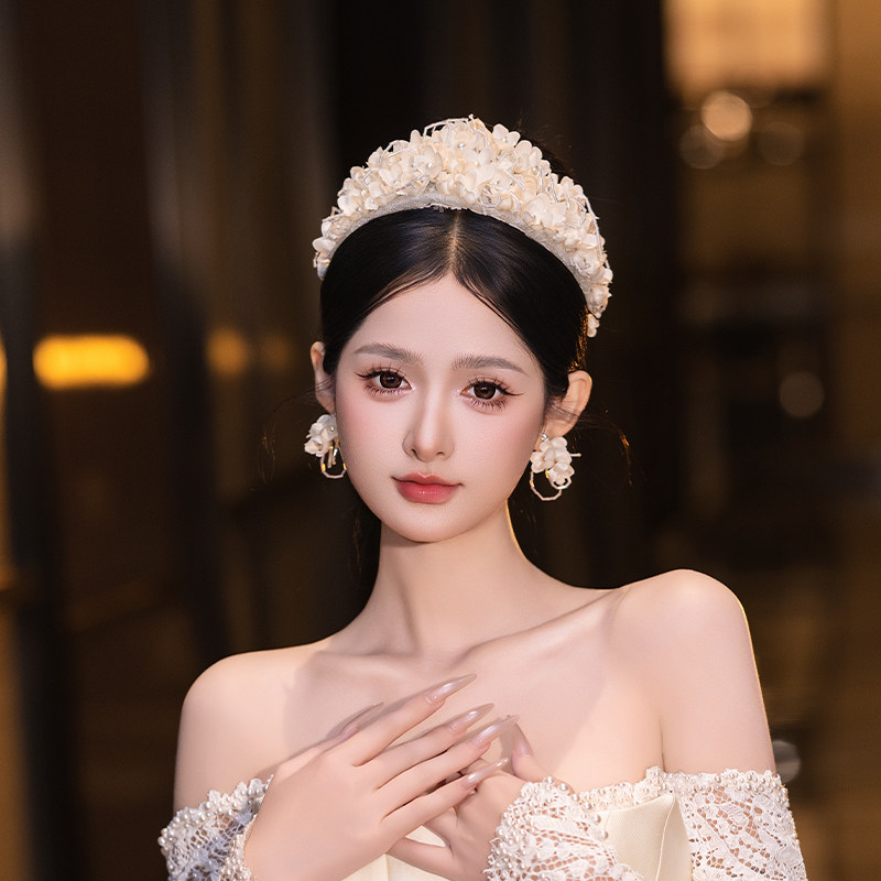甜美系新娘头饰白色花朵发箍公主婚礼礼服减龄法式超仙婚礼发饰品