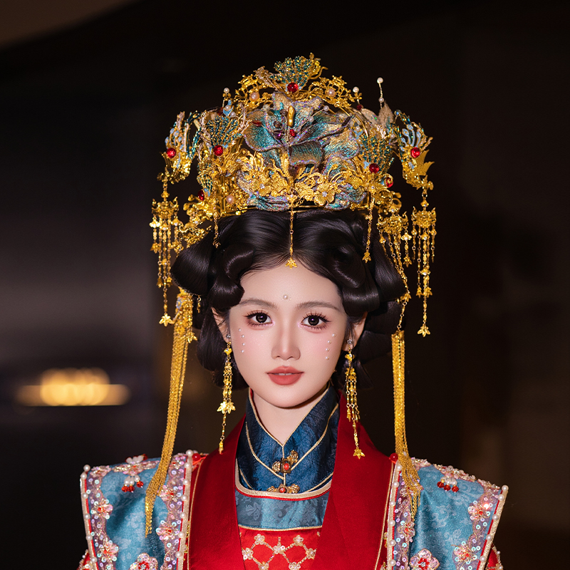 新娘中式凤冠霞帔百搭凤冠国风婚礼刺绣重工奢华贵气珍珠汉服配饰